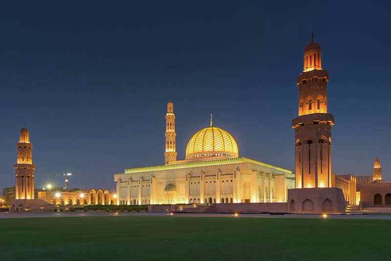 نبد مسجد سلطان قابوس واقع در مسقط